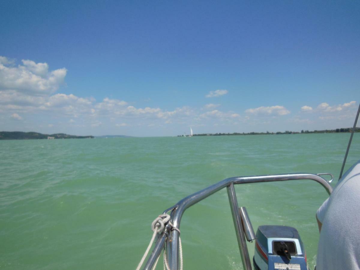 Viragos Apartman Balatonszárszó 외부 사진